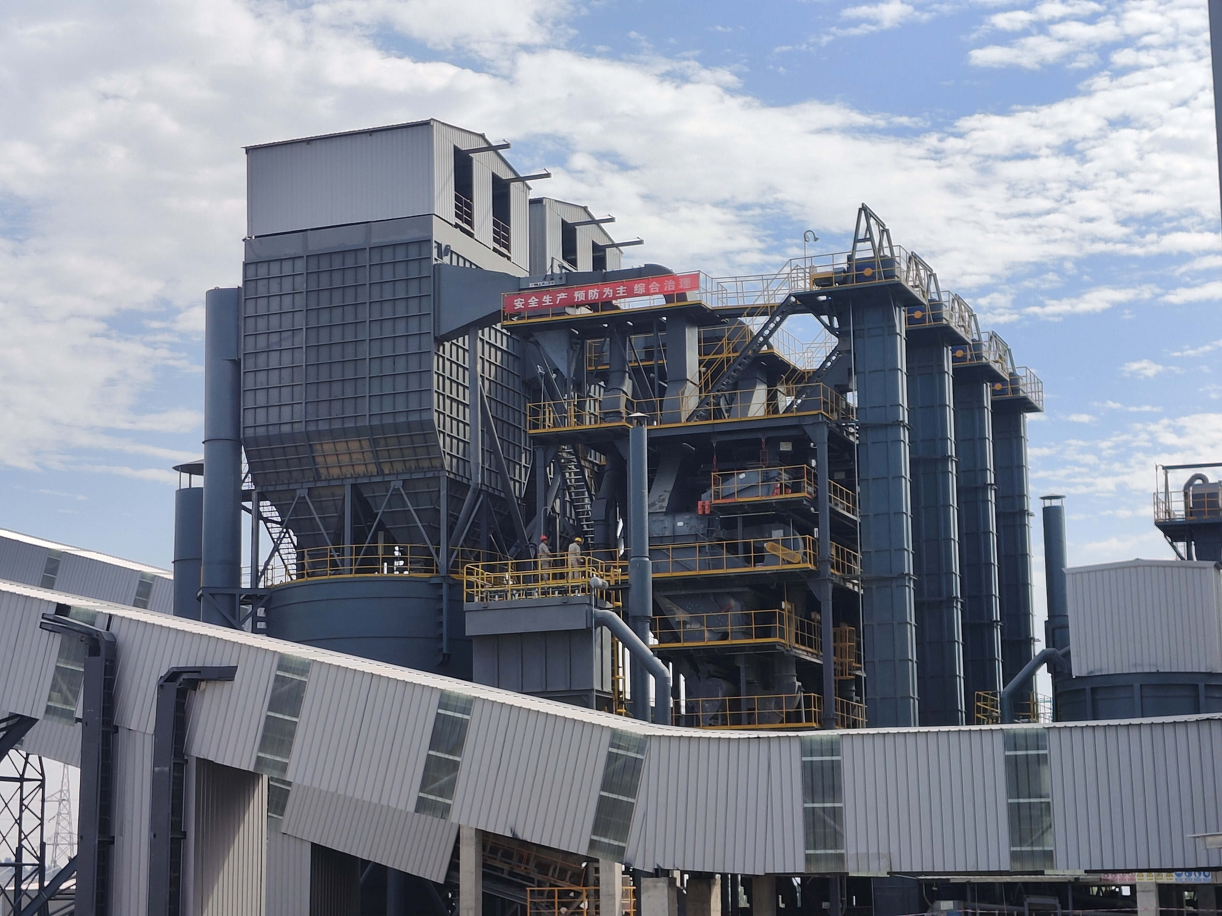 怎樣提高制砂樓的產(chǎn)量，打造合理高效的機(jī)制砂生產(chǎn)線？