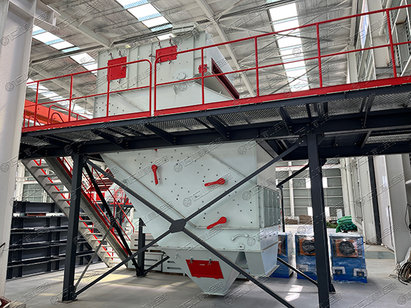 高頻篩，細(xì)物料篩分專家，效率高還不堵孔